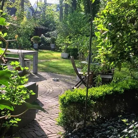 Le Jardin *